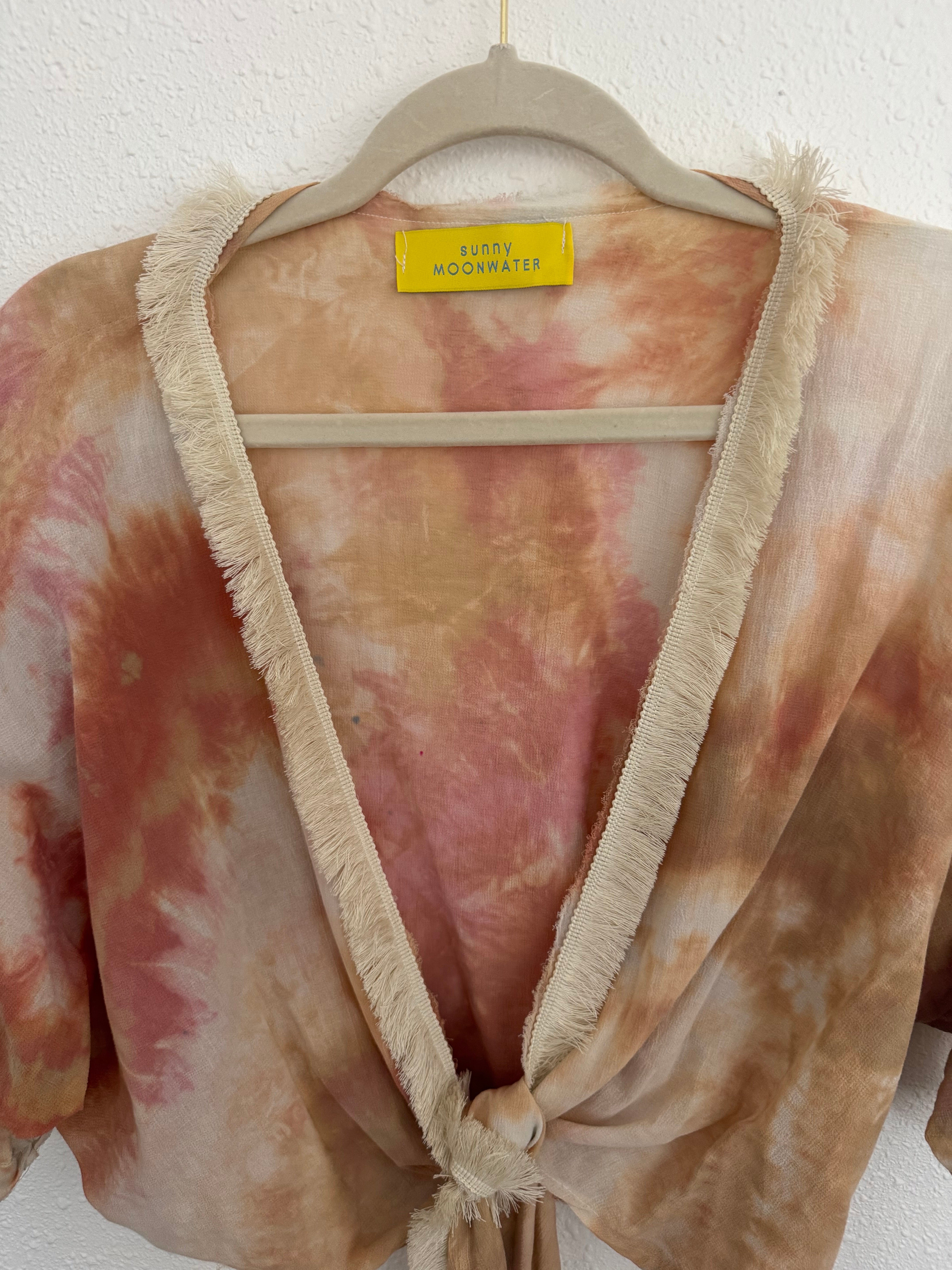 Aquarius Top